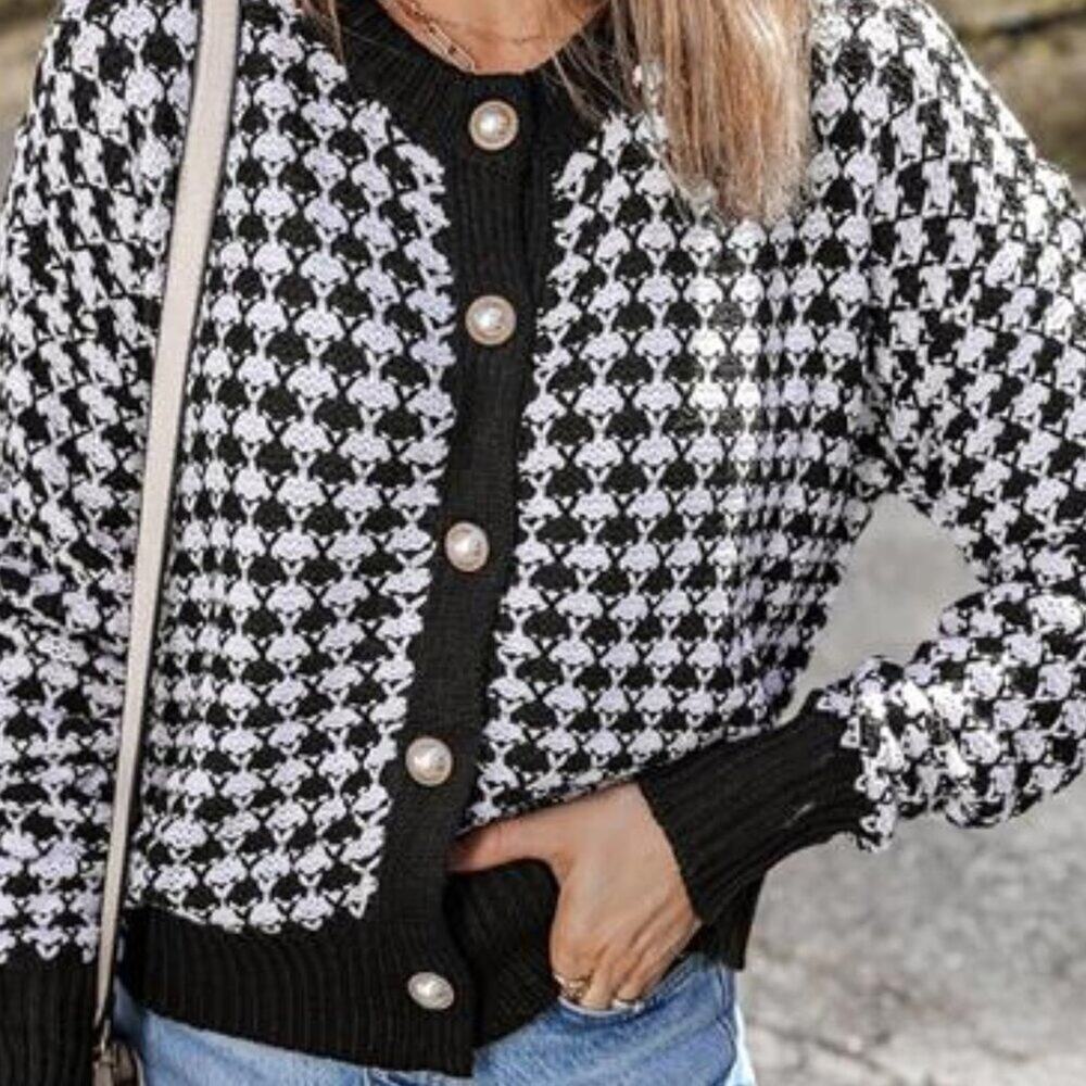 Women’s Plaid Knit Cardigan – V-Neck Button Down Long Sleeve Sweater
